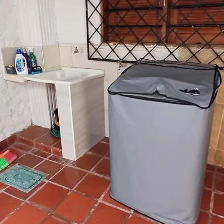 Fully Equipped In Bruselas, Apartamento *